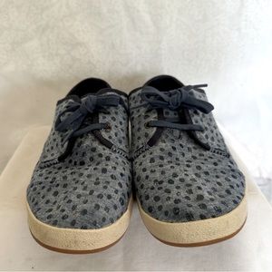 TOMS Tennis Shoe